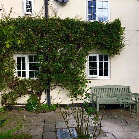 Mulsford Cottage Malpas  Buitenkant foto
